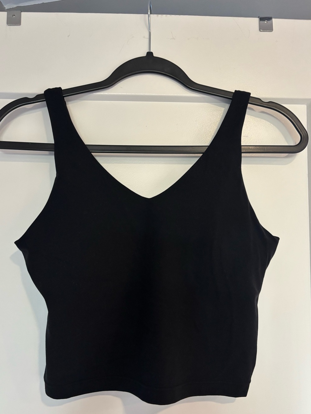 Athleta Black V-Neck workout top with built in bra